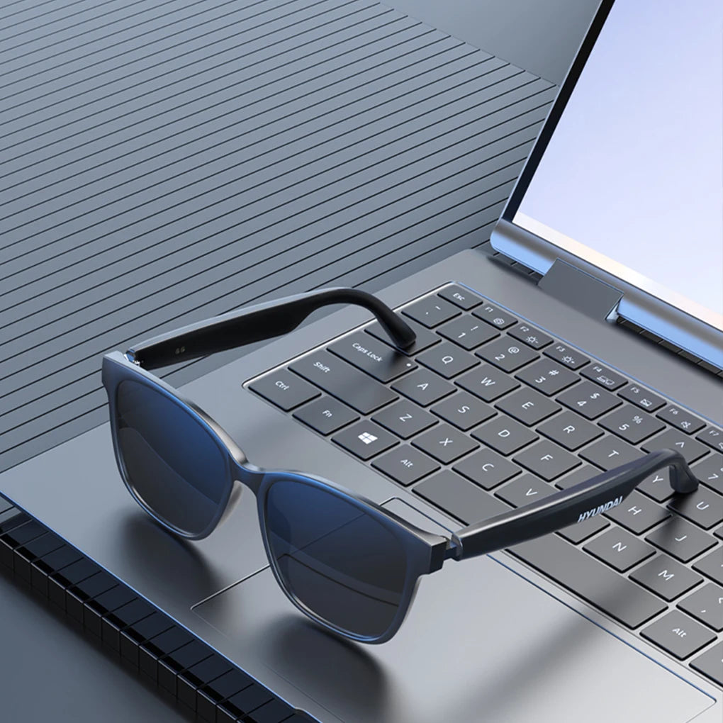 Hyundai C8 Ai Translation Glasses by Evoza